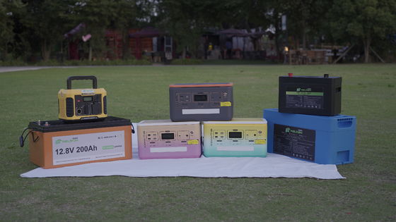 400ah 300ah 100ah 200ah Paket Baterai Lithium Rv 12V 120ah 150ah 1000A UPS 6000 Siklus Hidup